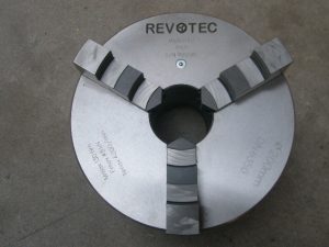 Revotec stalen zelfcentr. 3-klauwplaat 400mm DIN 55027/11